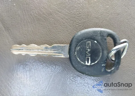 2001 GMC Savana Standard from USA, damaged, VIN 1GTHG35R511226828